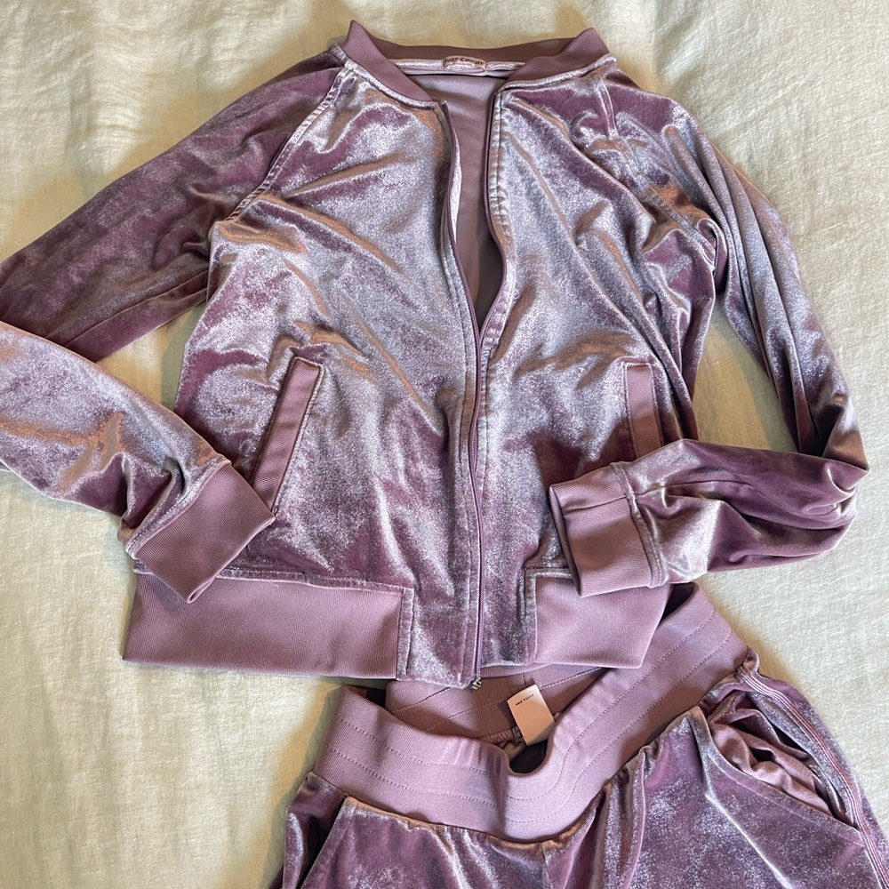 Juicy Couture Lavender Velvet Sweat Outfit